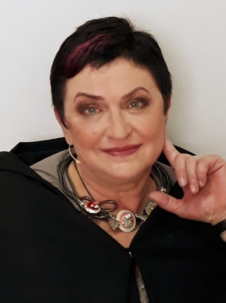 Марина Базанова.