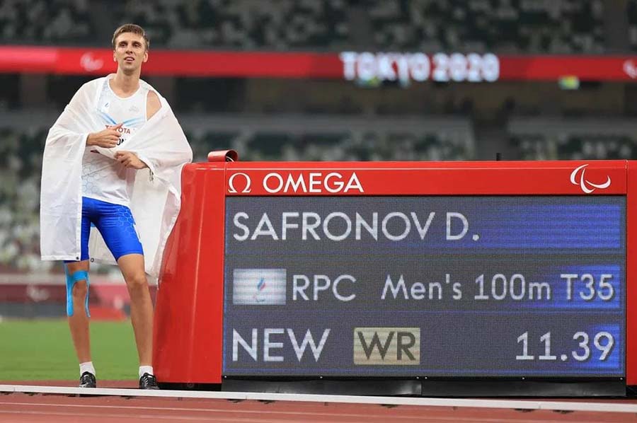 В Токио Дмитрий Сафронов установил сразу два мировых рекорда