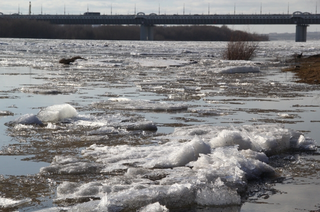 На Омскую область по Иртышу уже скоро пойдет ледоход из Казахстана.