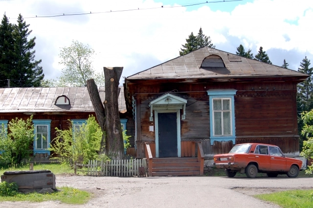 Чцудом сохранилось здание больницы, где служил Св. Лука.