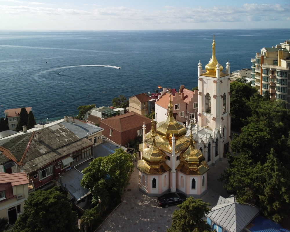 Храм Святого Иоанна Златоуста в Ялте. Фото Виталия Ерёменко