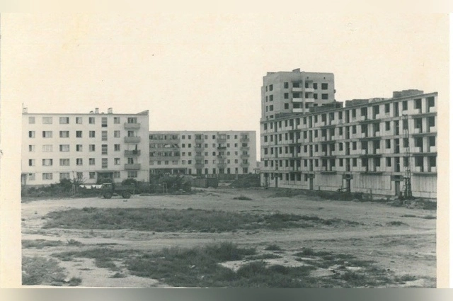 Первый дом с лифтом в Евпатории, 1971 г.