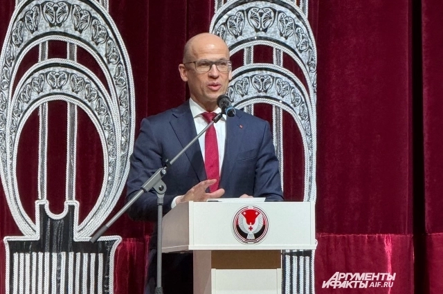 Александр Бречалов.