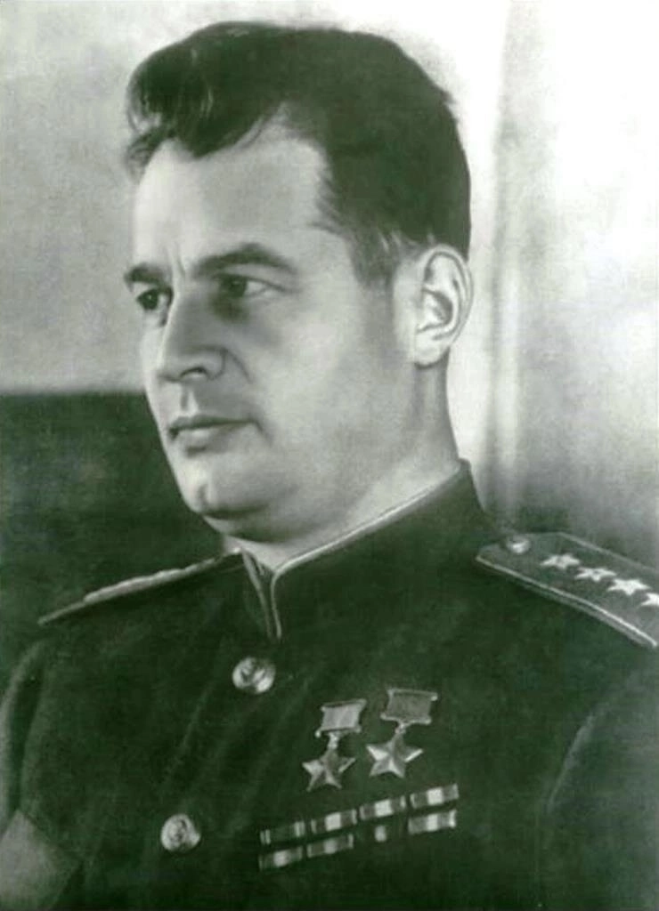 к статье про памятник генералу Черняховскому 