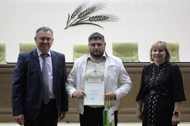 Дмитрий Кумиров выиграл грант на разведение перепёлок.
