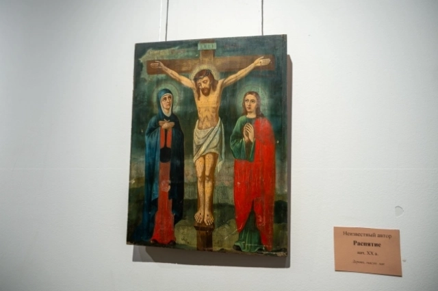 Икона Распятие, неизвестный автор, борисовская иконописная школа, начало XX века.