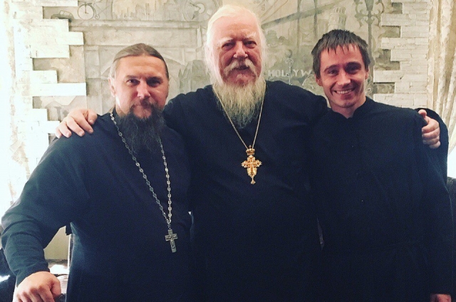 Отец Александр Азаренков, отец Димитрий Смирнов и семинарист Юрий Роденков.