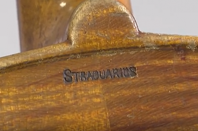 Несмотря на клеймо «Страдивари», к изготовлению скрипки знаменитый итальянский скрипичный мастер отношения не имел