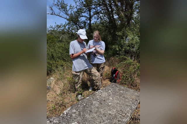 Подготовка к созданию карты некрополя.