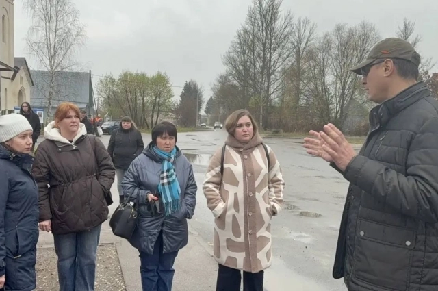 Жителям микрорайона оказывают необходимую помощь. 