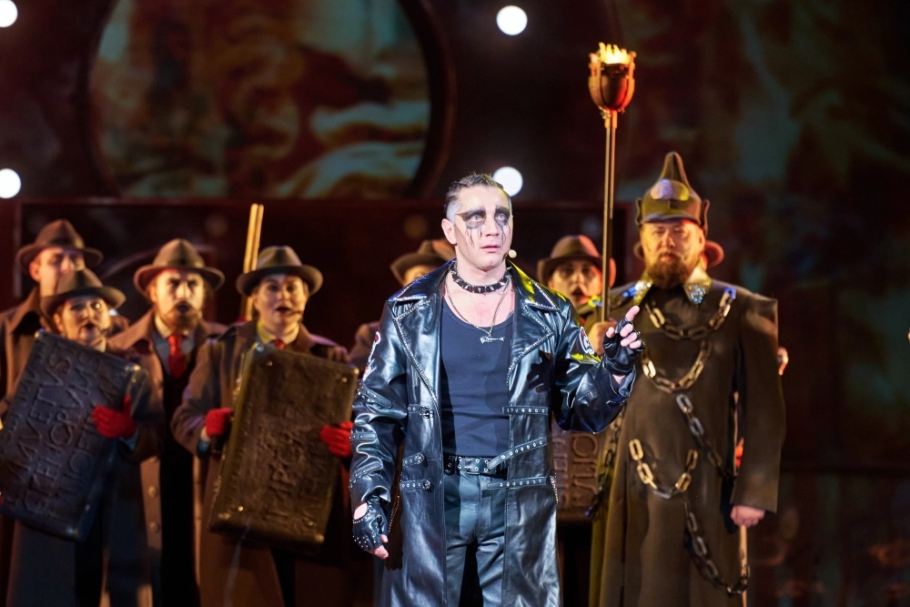 Рок-опера «Антигона» Иркутского областного музыкального театра имени Загурского претендует на получение «Золотой Маски».