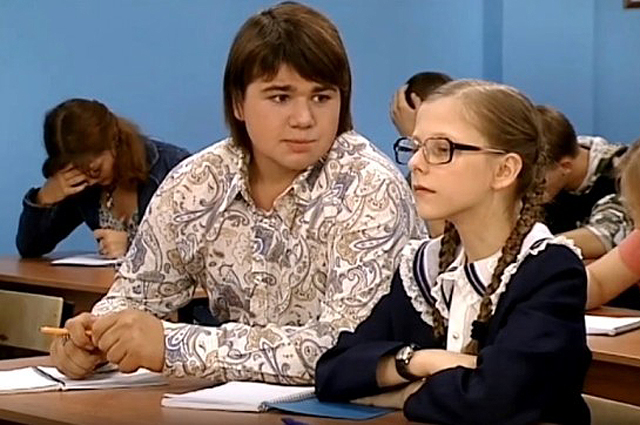 Михаил Казаков — российский актёр театра и кино, известный по роли Ильи Полежайкина в сериале «Папины дочки» (2007–2013).