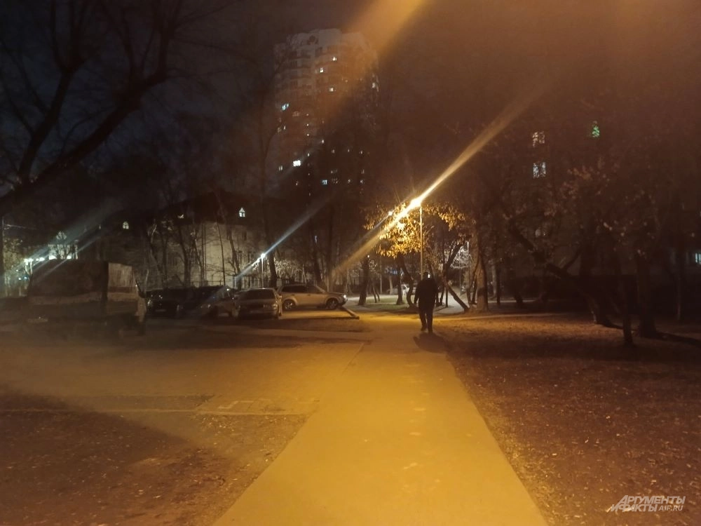Двор, где жила семья.