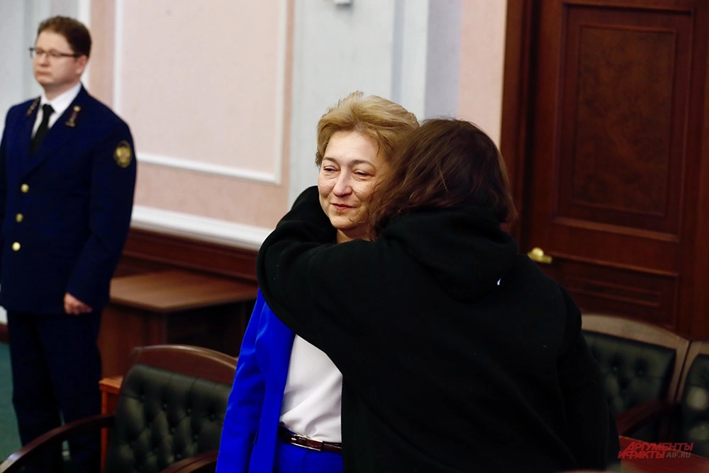 Рассмотрение жалобы по делу о квартире певицы Долиной. 16.12