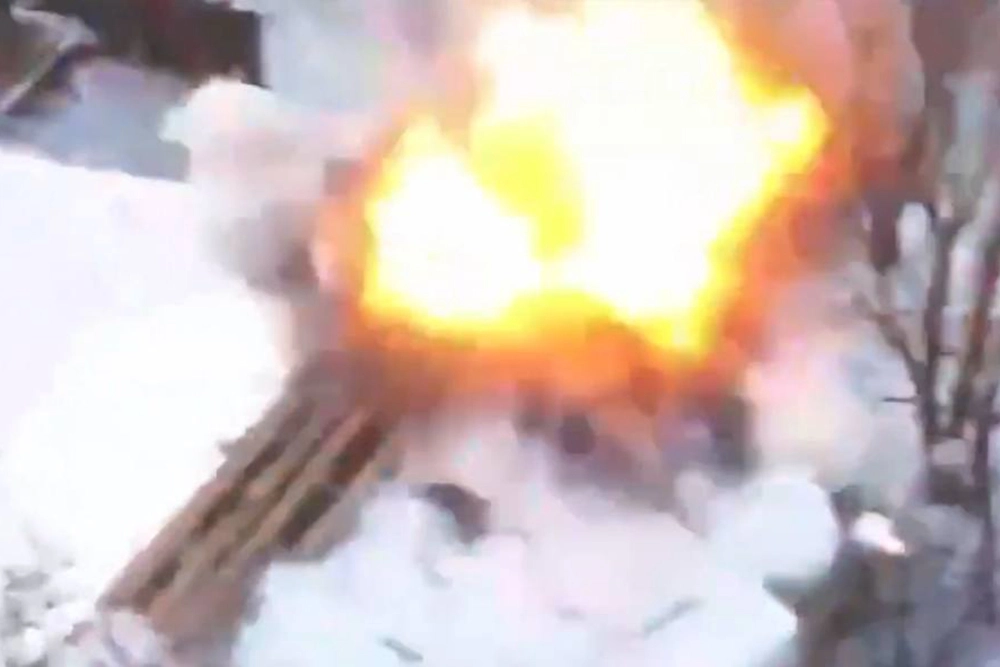 Фото к тексту Никиты Сахарова пр тексту про освобождение села Петровка. На фото: Бои за село Петровка в Запорожье