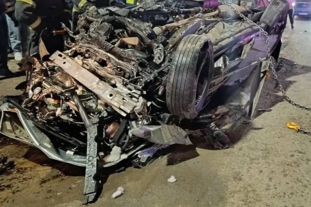 Всё, что осталось от автомобиля.