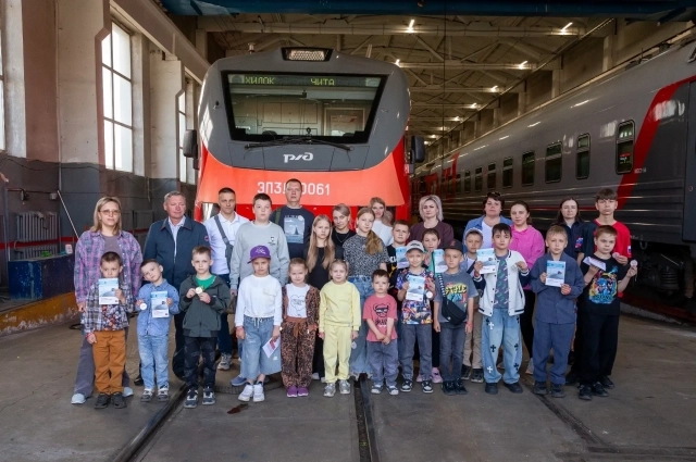В конце была викторина и вручение призов на память.
