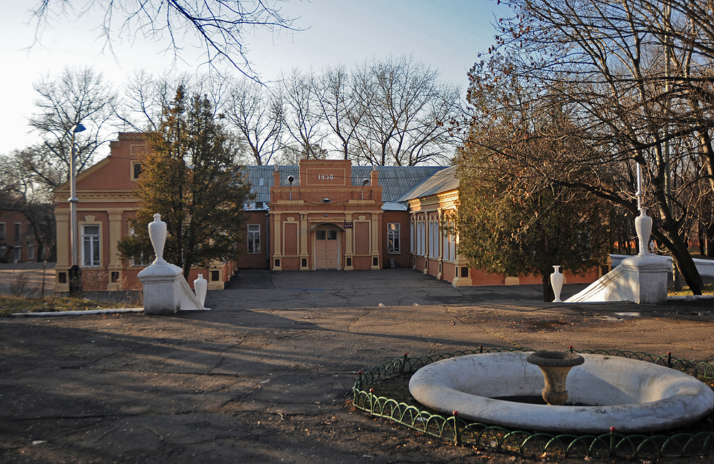 Поселок Нью-Йорк в ДНР.