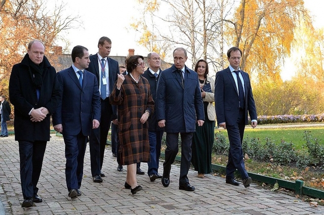 Путин и другие высокие гости в Тарханах в 2014 году