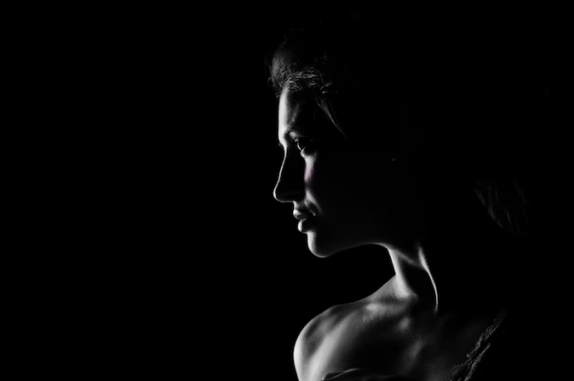 Семейная пара организовала в пяти регионах РФ нелегальный бизнес.