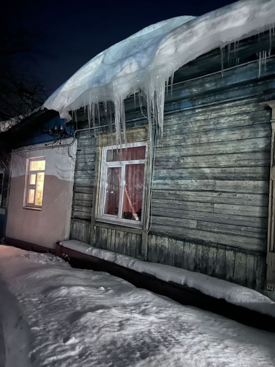 Частный дом в Кондрово, где произошла трагедия. 