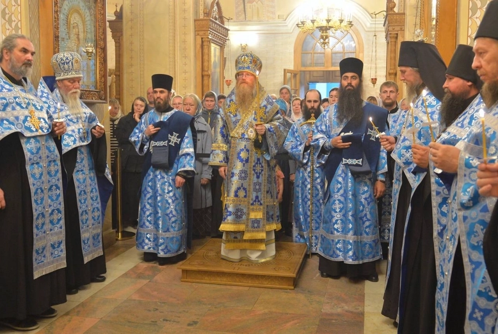 Всенощное бдение накануне праздника иконы Божией Матери «Неопалимая Купина».