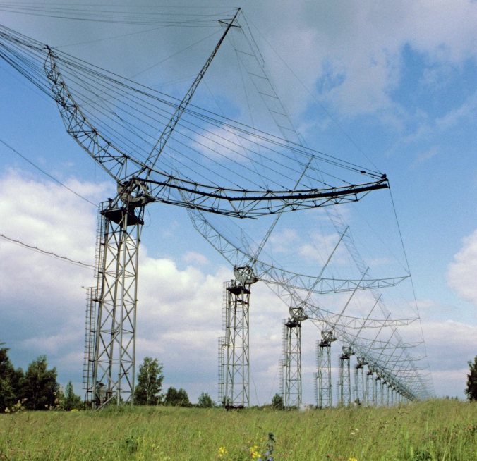 Диапазонные крестообразные радиотелескопы на&nbsp;территории Пущинской радиоастрономической станции Физического института имени П.Н. Лебедева АН&nbsp;СССР (ныне Пущинская радиоастрономическая обсерватория АКЦ ФИАН) в&nbsp;городе Пущино Московской области.