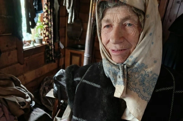 Из дома Агафья Лыкова сейчас выходит редко.