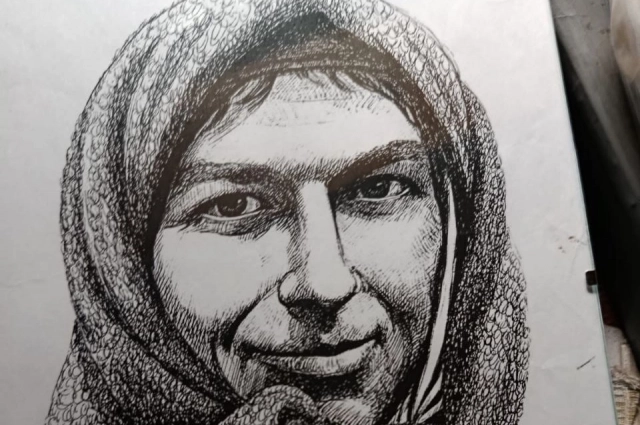 Агафье Лыковой подарили ее портрет.