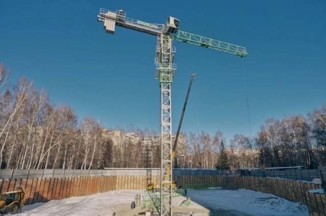 Строительная площадка новой Искры.