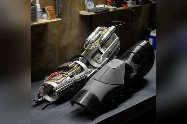 Благодаря электролизеру двигаются искусственные связки.