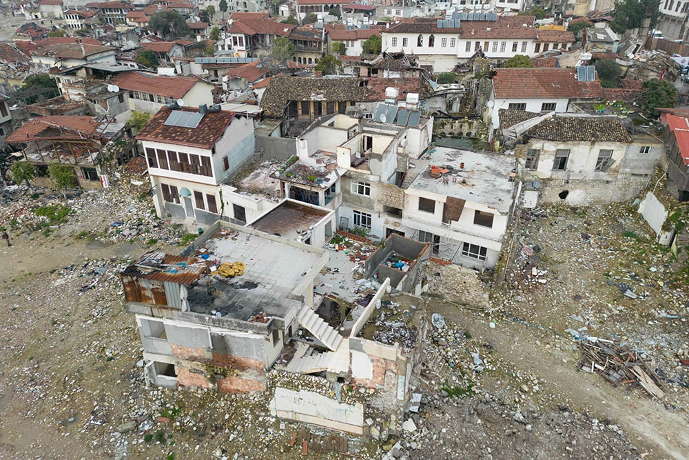В Турции в результате землетрясения пострадали дома.