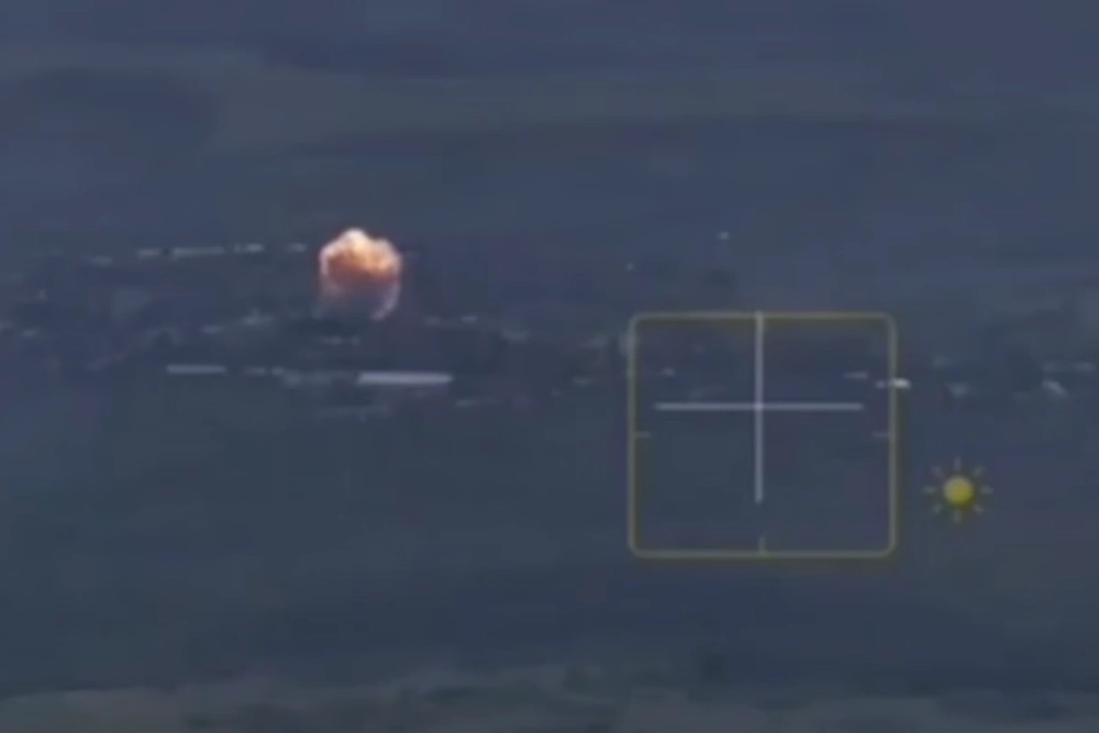 Су-34 ВКС РФ нанес удар авиабомбой по подразделениям ВСУ у Купянска, сообщили в МО РФ.