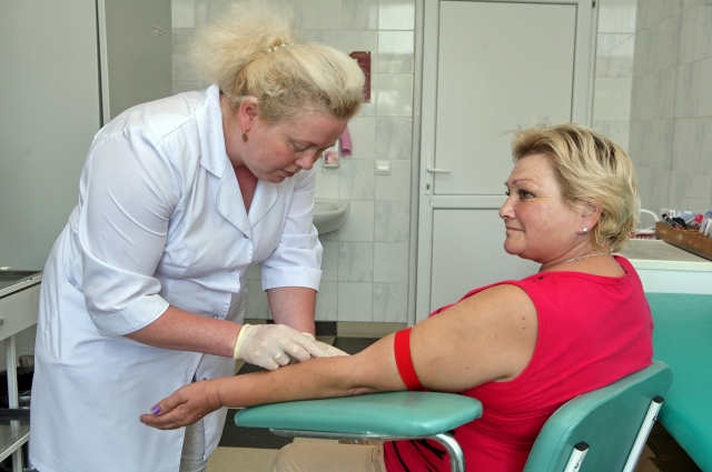 Медсестра Наталья Серпикова знает подход к пациентам.