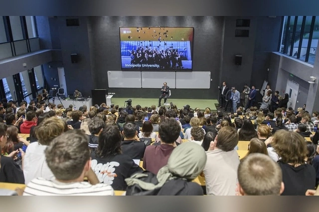 Студенты были восхищены выступлением предпринимателя.