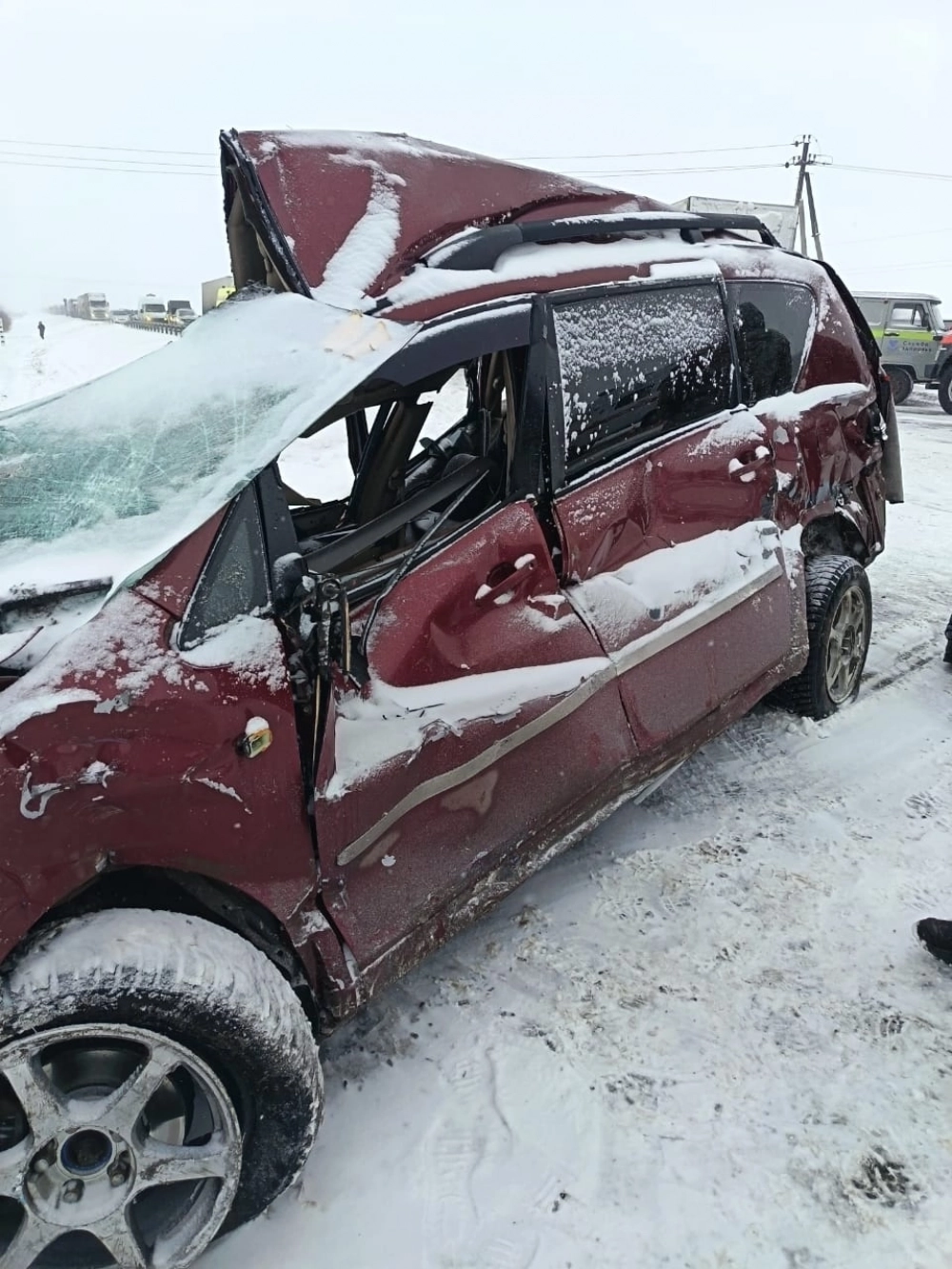 Всё, что осталось от автомобиля Александра.