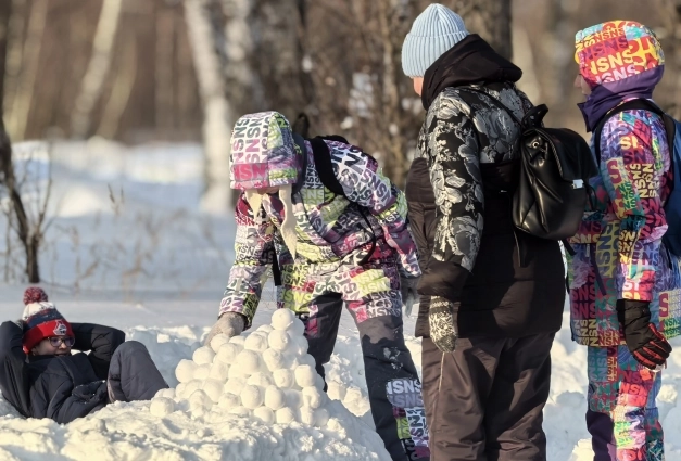 Накручивать приходилось десятки снежных шаров.