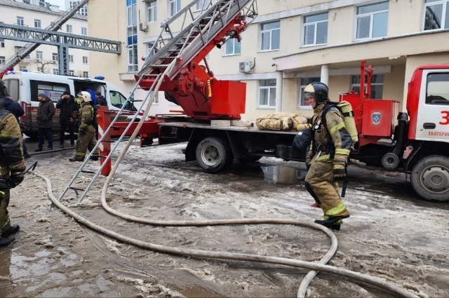 Открытое горение на крыше было оперативно локализовано