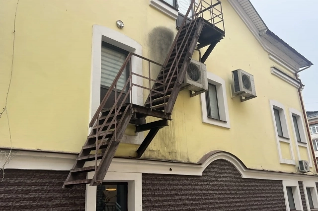 Эвакуационная лестница признана аварийной