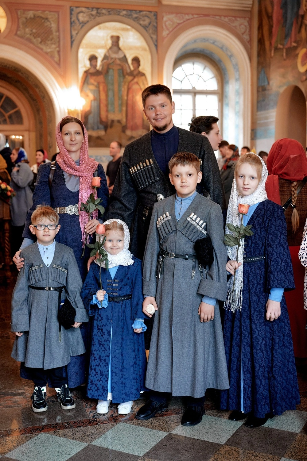 Игорь и Ирина прививают детям традиционные ценности.