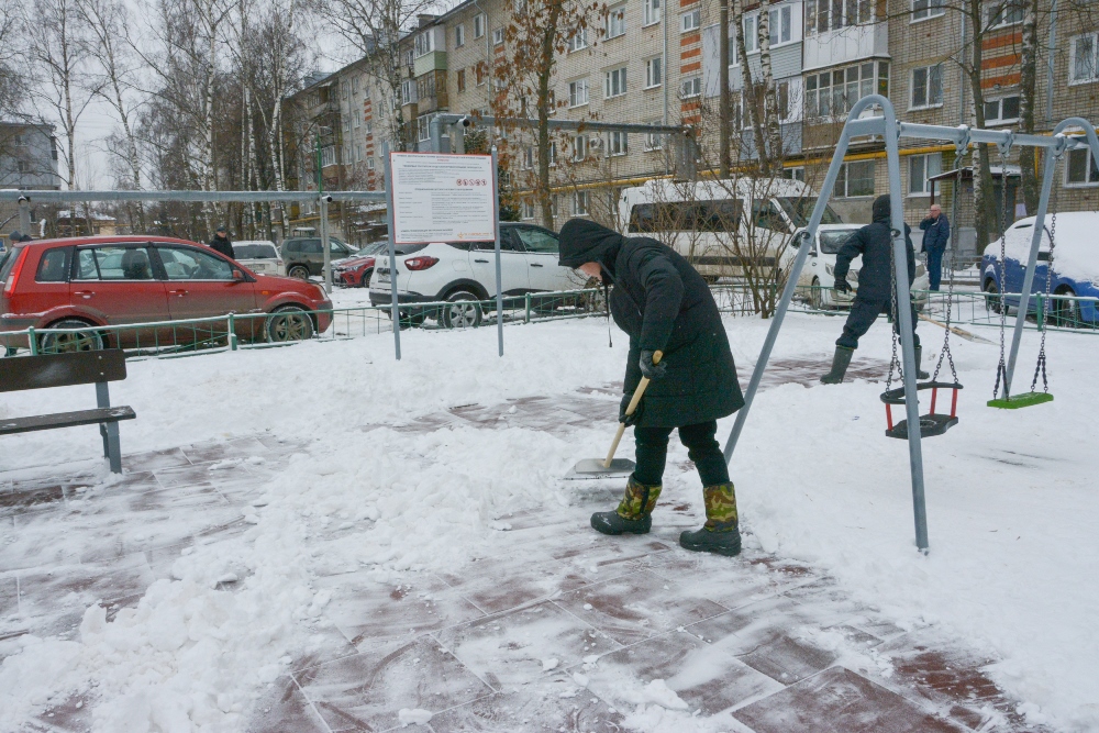 Уборка снега в Нижнем Новгороде 