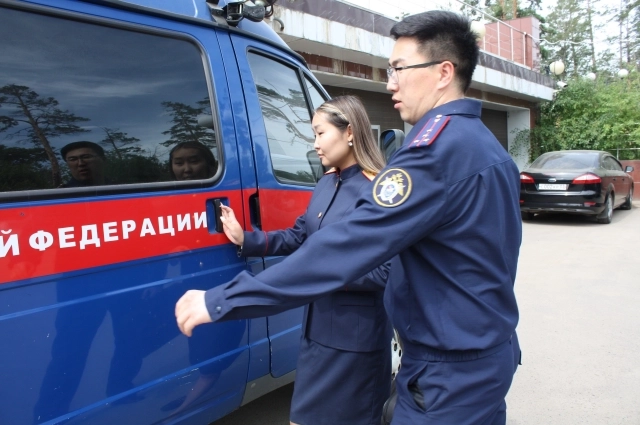 Из Омска мужчину этапировали в Улан-Удэ.