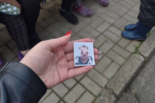 Фото одного из погибших почему-то оказалось в урне.