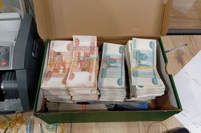 Купюры, изъятые у банды дропперов в Пензе.