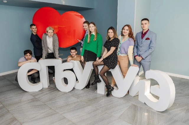 абитуриенты