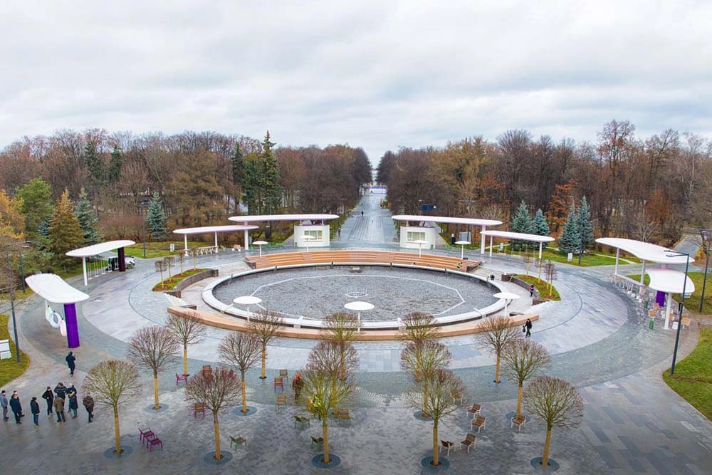 Сейчас на месте этого павильона находится фонтан.