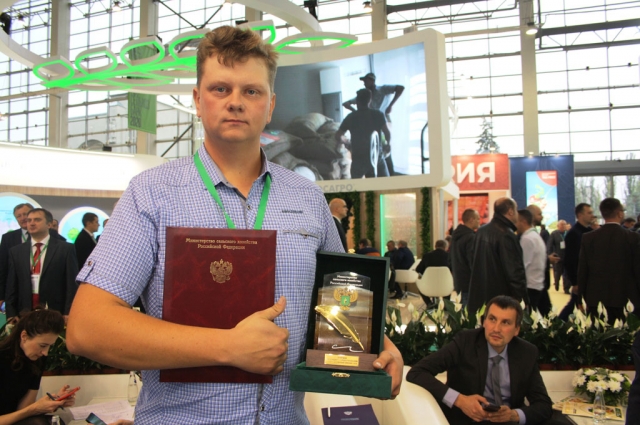 Блогер Сергей Корнеев в 2019 году стал призёром всероссийского конкурса «Моя земля – Россия!», который проводит Минсельхоз России.