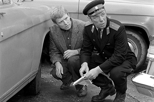 Кадр из фильма «Берегись автомобиля», 1966 г.