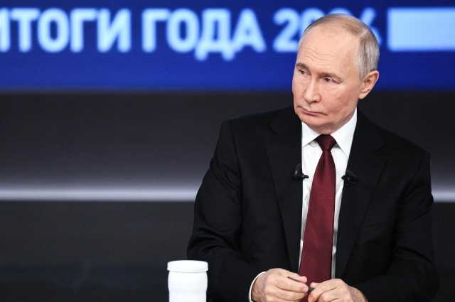 Кадр трансляции 2024 года с Владимиром Путиным.