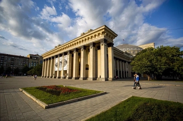 Так здание театра выглядит сейчас.
